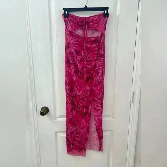 SHEIN HOT PINK TIGHT DRESS (Size XS) - Picture 2 of 7
